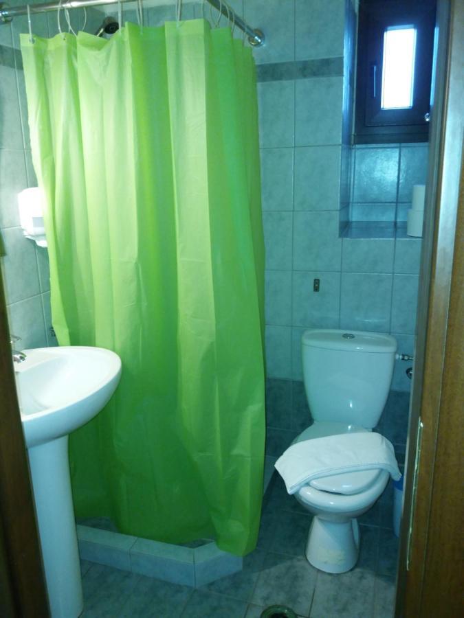 נאוכורי Kynthia Guesthouse מראה חיצוני תמונה