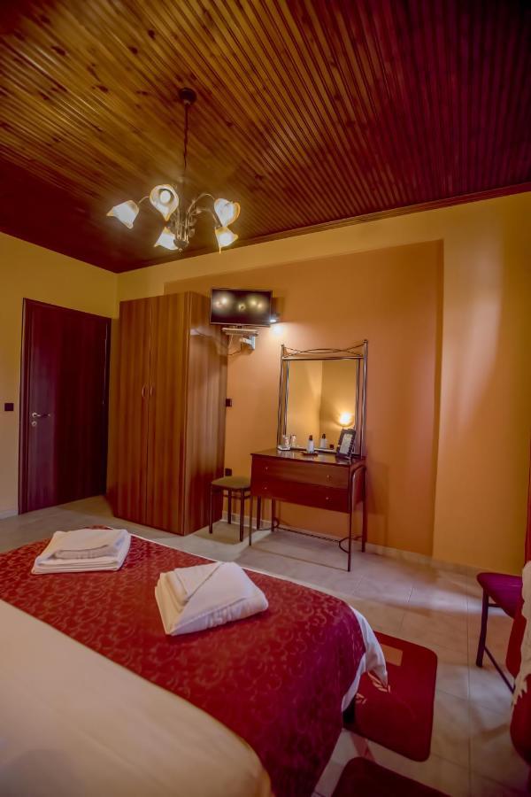 נאוכורי Kynthia Guesthouse מראה חיצוני תמונה